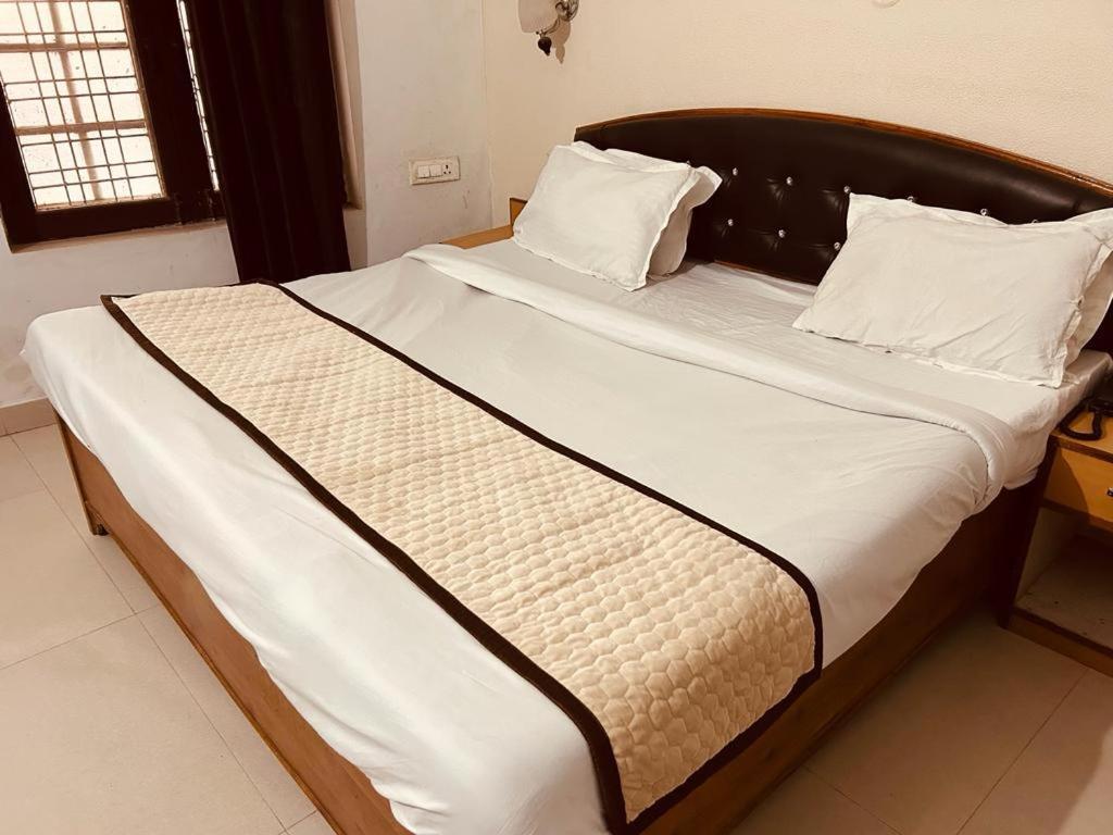 4 U Premium Tapovan Rishīkesh Esterno foto