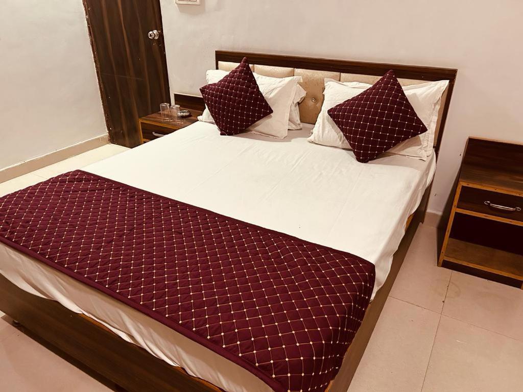4 U Premium Tapovan Rishīkesh Esterno foto